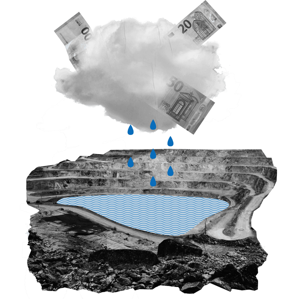 Aus einer Regenwolke ragen Geldscheine heraus. Aus der Wolke regnet es in ein teilgeflutetes Tagebaurestloch. Durch den Regen füllt sich das Loch weiter.